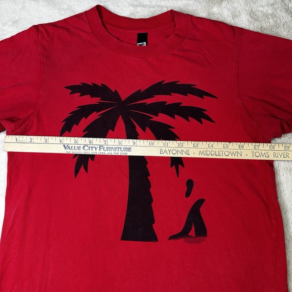 BLVD Supply T-Shirt Men's Sz S 100% Cotton‎ Short Sleeves Palm Tree Graphic Red - Picture 4 of 9